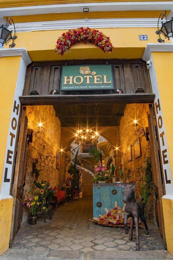 Hotel Gran Plaza Euromaya Antigua Buitenkant foto