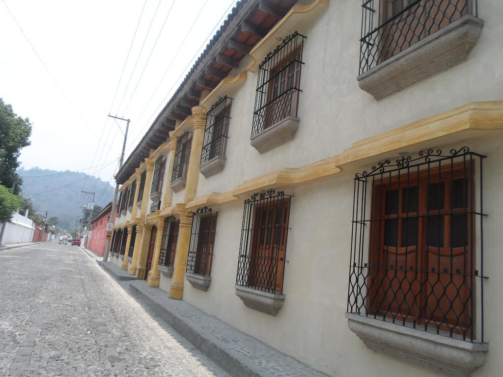 Hotel Gran Plaza Euromaya Antigua Buitenkant foto