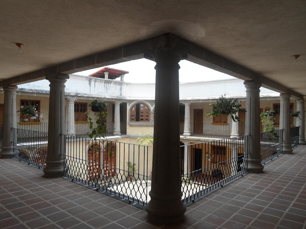 Hotel Gran Plaza Euromaya Antigua Buitenkant foto