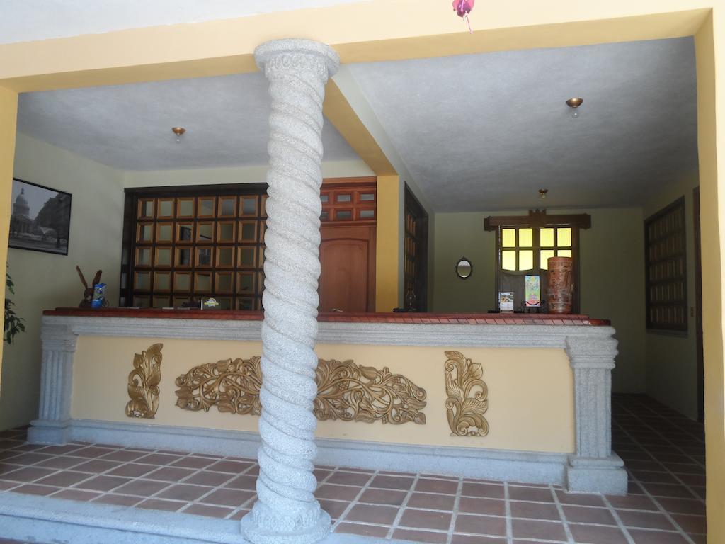 Hotel Gran Plaza Euromaya Antigua Buitenkant foto